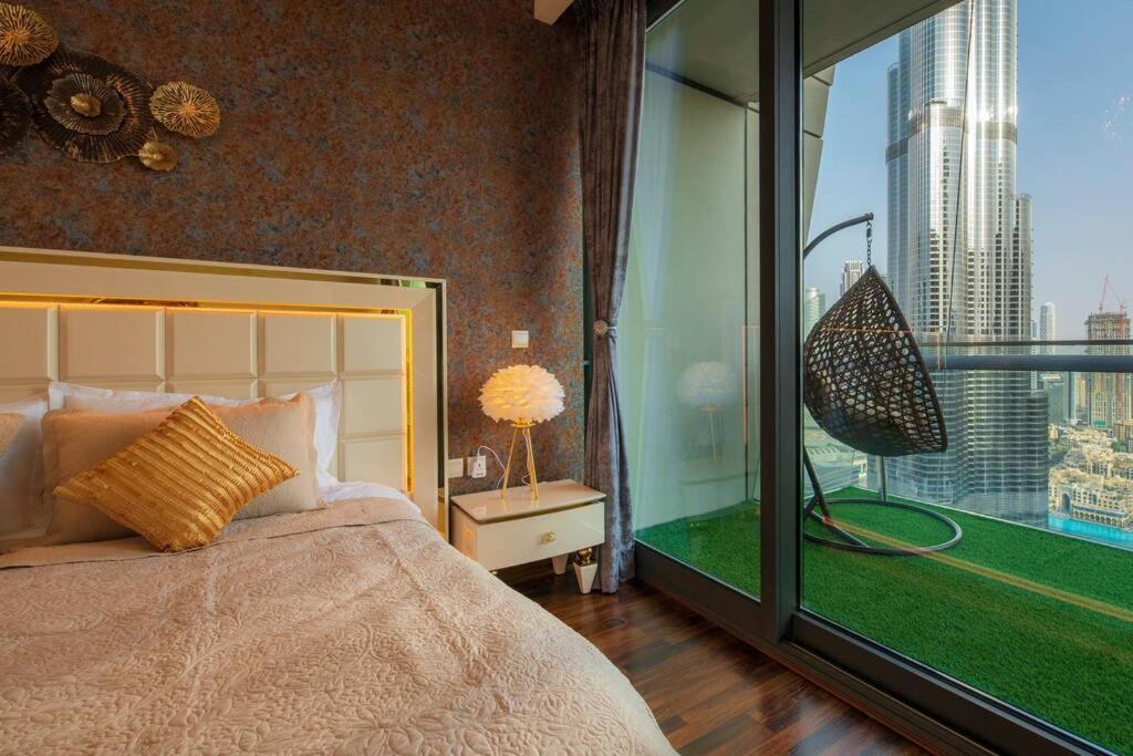 First Class 3Br With Full Burj Khalifa And Fountain View Dubai Exterior photo